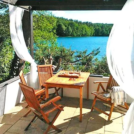 Dom wakacyjny A Wonderful With Access Bieszkowice