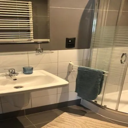 A Wonderful With Access Feriehus Bieszkowice